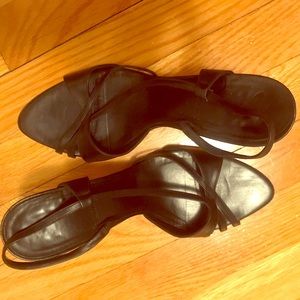 Sexy Bally high heels 👠 strappy shoes in black.